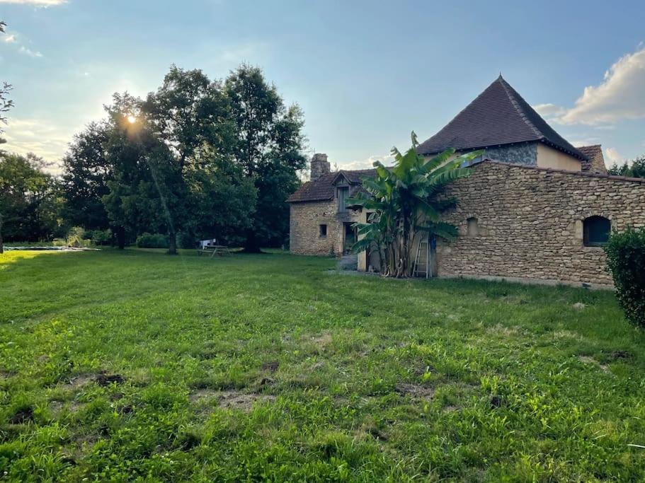 Grande Maison Type Perigourdine Montignac-Lascaux Exterior foto