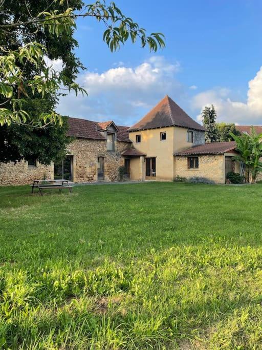 Grande Maison Type Perigourdine Montignac-Lascaux Exterior foto